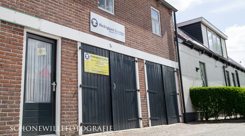 telex haak plus Kledingbank geopend voor noodgevallen – Regionieuws Hoogeveen