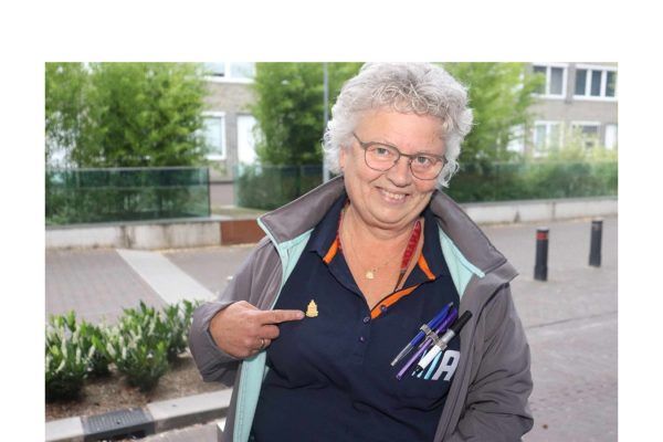 Allereerste gouden action speldje voor Lammie Zwiers-Schonewille