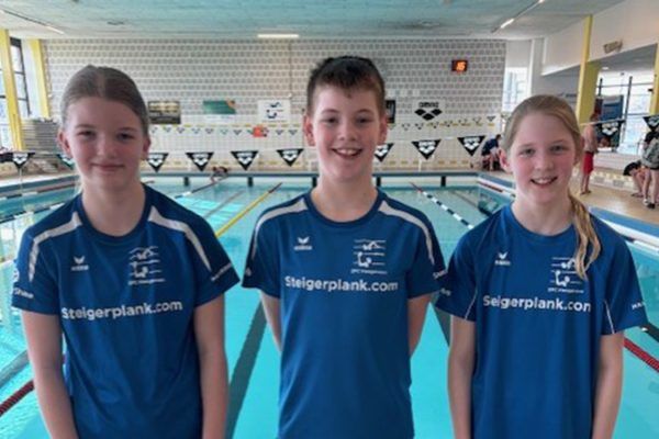 Drie zwemmers van ZPC Hoogeveen naar Speedo Jaargangwedstrijden 2025 in Leiden