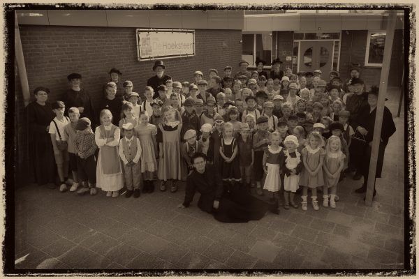 PCBS De Hoeksteen voor een dagje 100 jaar terug in de tijd