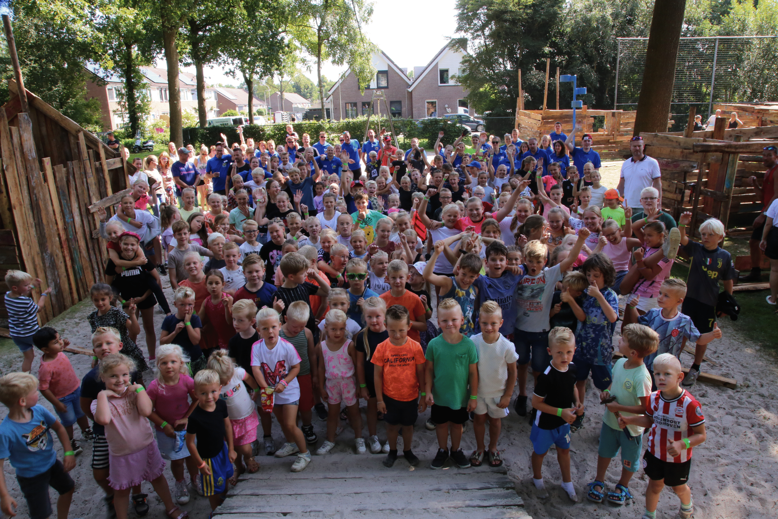 Editie 2025 van Kinderspeelweek in Hollandscheveld van start gegaan