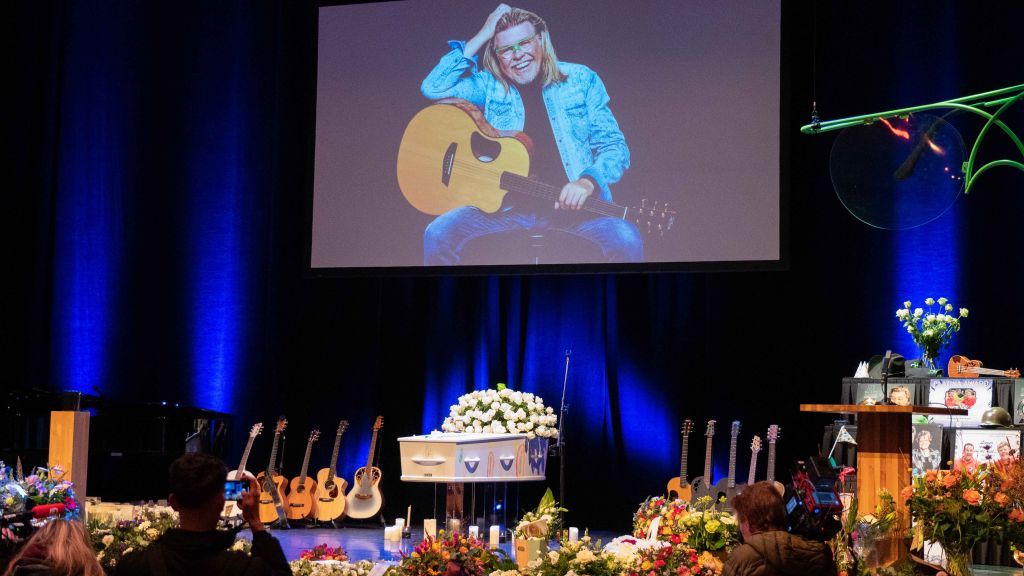 RTV Drenthe zendt vanavond afscheidsdienst René Karst uit