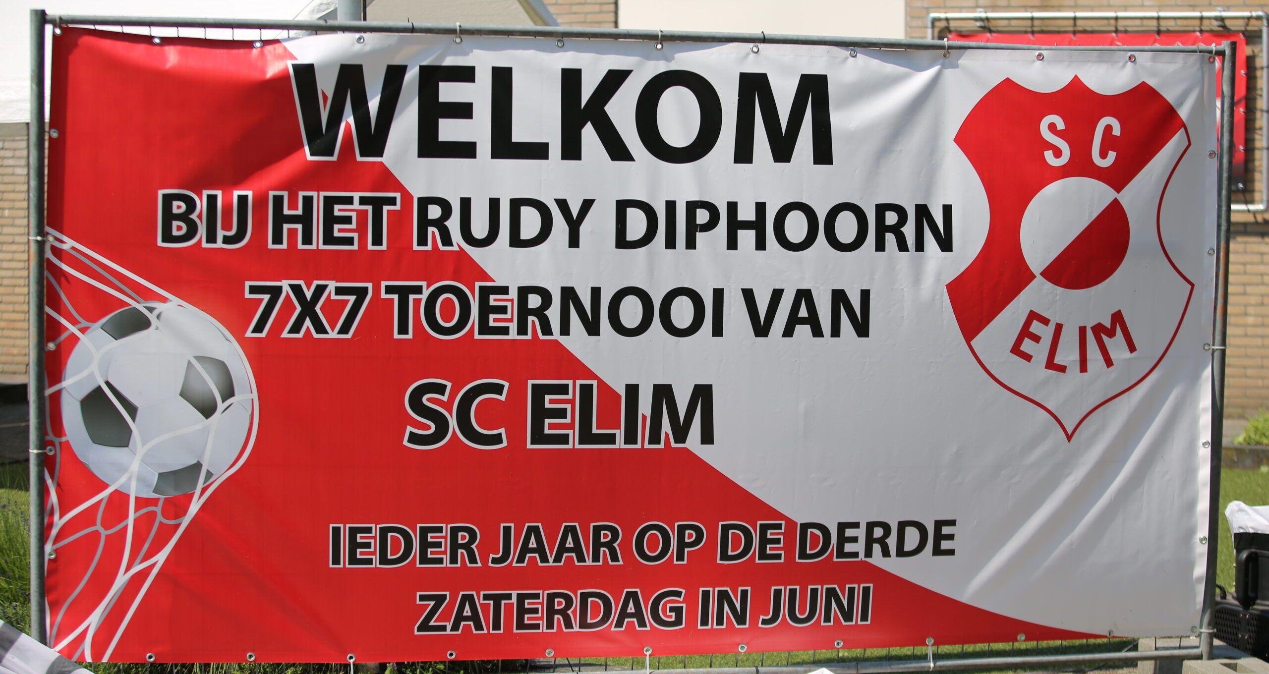 Rudi Diphoorn 7x7-toernooi opnieuw groot succes op sportpark Elim